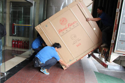 泗阳钢琴贵重工艺品无忧运